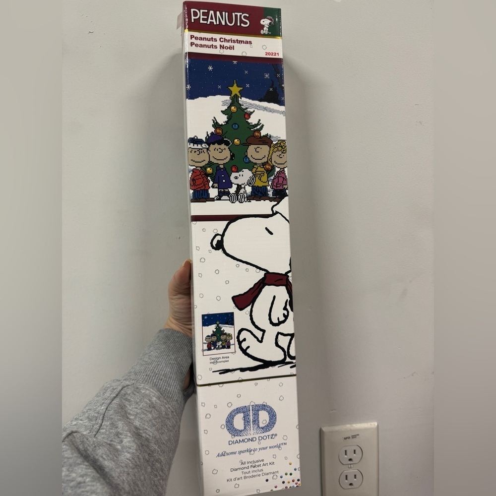 DIAMOND DOTZ® all Inclusive Diamond Facet Art Kit peanuts Christmas $49